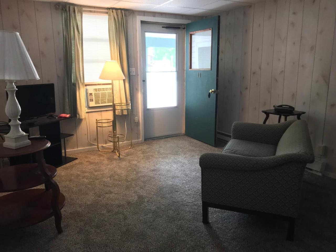 Hillsdale Holiday House Motel מראה חיצוני תמונה